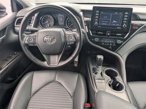 Used 2023 Toyota Camry SE image 15