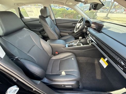 New 2025 Honda Accord EX-L image 42