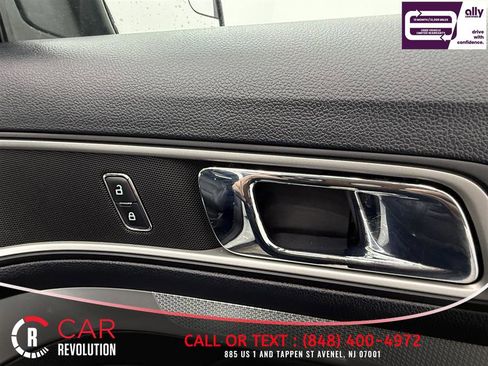 Used 2016 Ford Explorer XLT w/ Equipment Group 202A image 62