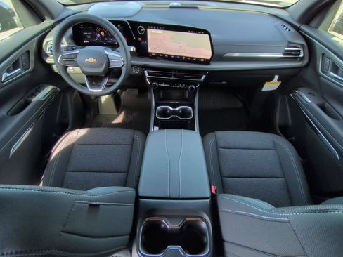 New 2026 Chevrolet Traverse LT w/ Driver Confidence Package FWD image 18