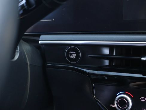 Certified 2025 Kia K5 GT FWD image 38