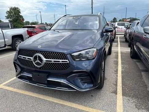 Used 2024 Mercedes-Benz GLE 450 4MATIC image 2