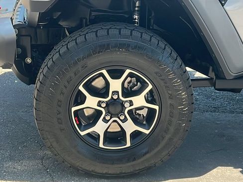 Used 2021 Jeep Wrangler Unlimited Rubicon AWD/4WD image 8