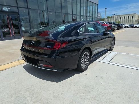 Used 2023 Hyundai Sonata SEL w/ Cargo Package FWD image 4