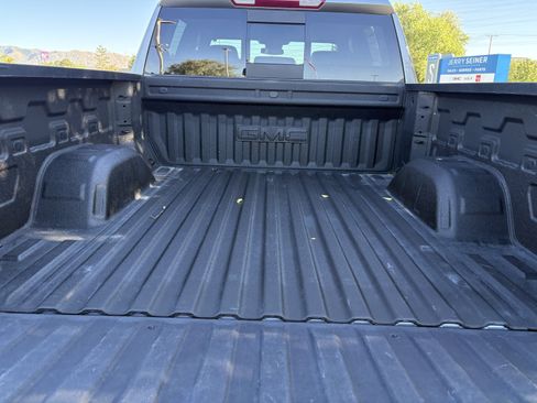 Used 2025 GMC Sierra 1500 Elevation w/ Elevation Premium Package AWD/4WD image 12