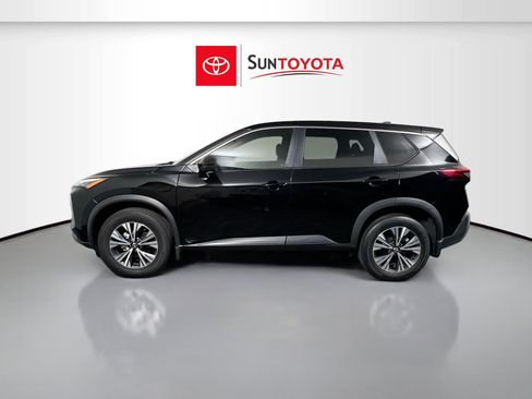 Used 2022 Nissan Rogue SV FWD image 7