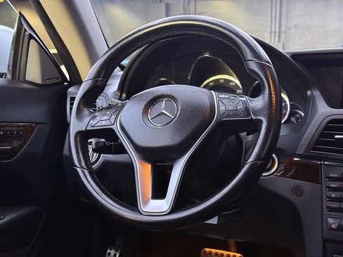 Used 2013 Mercedes-Benz E 350 Cabriolet image 18