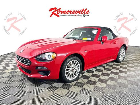 Used 2019 FIAT 124 Spider Classica image 3