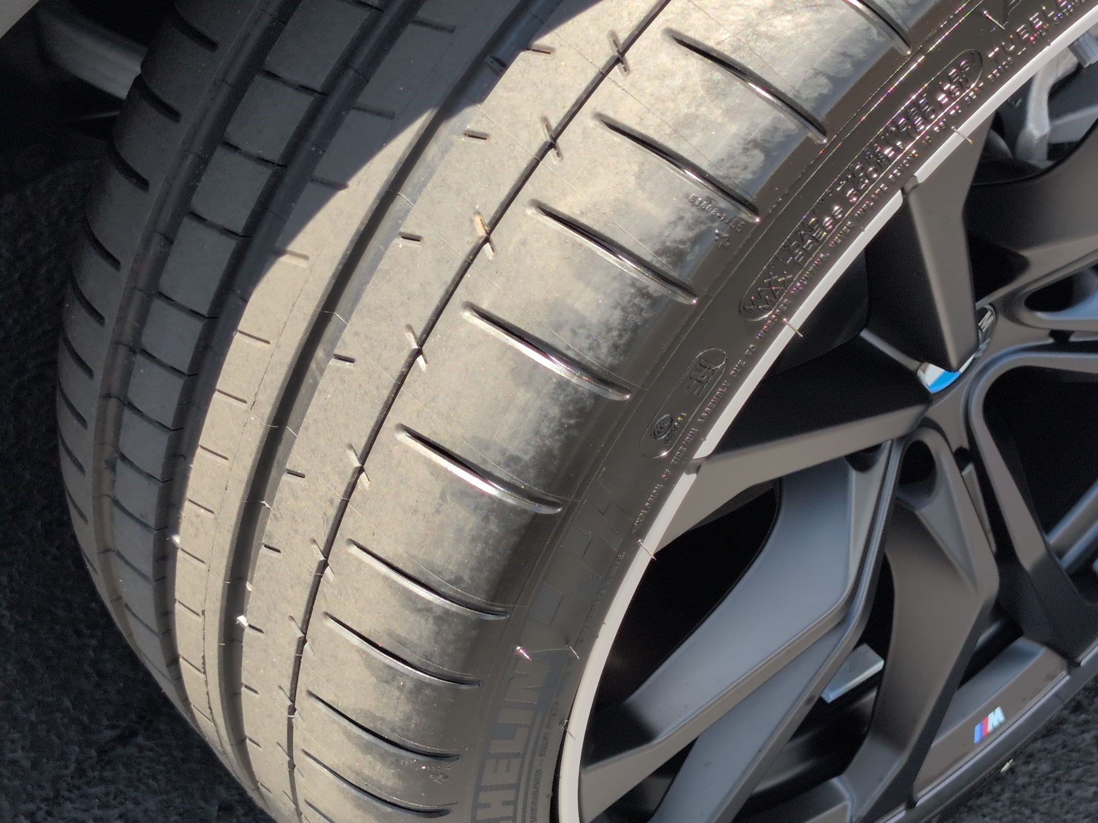 New 2026 BMW Z4 sDrive30i w/ Shadowloine Package RWD image 12