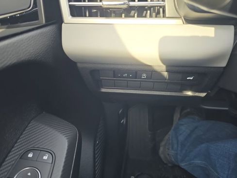 New 2026 Mitsubishi Outlander SE image 19