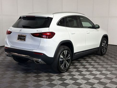 Used 2026 Mercedes-Benz GLA 250 4MATIC image 9