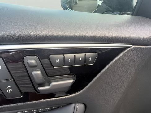 Used 2019 INFINITI QX30 AWD w/ Navigation Package image 13