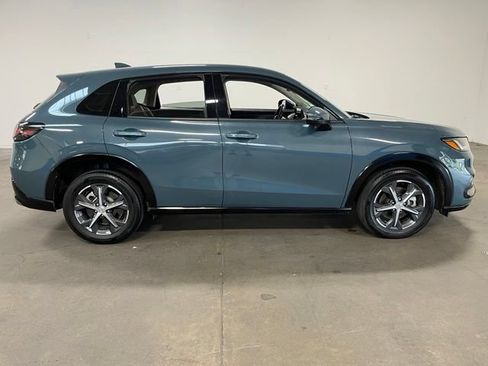 Used 2024 Honda HR-V EX-L image 2