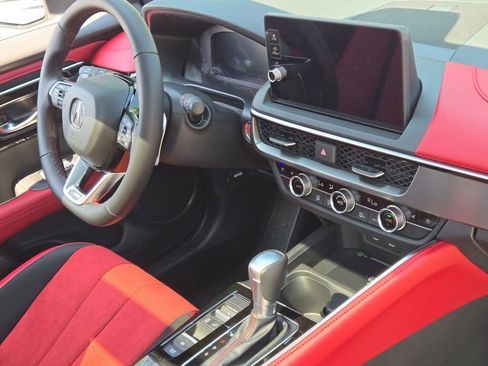 Certified 2025 Acura ADX A-Spec image 8