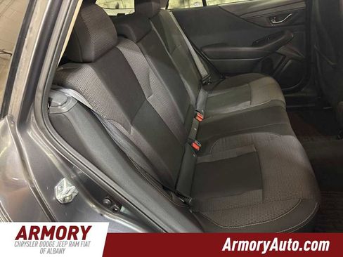 Used 2022 Subaru Outback Premium image 32