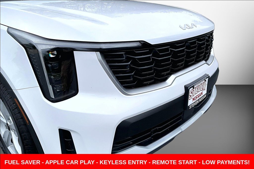 Used 2024 Kia Sorento LX FWD image 39