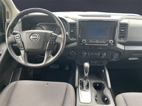 Used 2022 Nissan Frontier S w/ Technology Package image 7