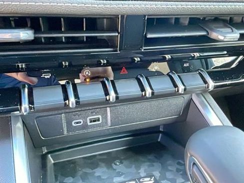 New 2026 Chevrolet Colorado LT w/ LT Convenience Package image 18