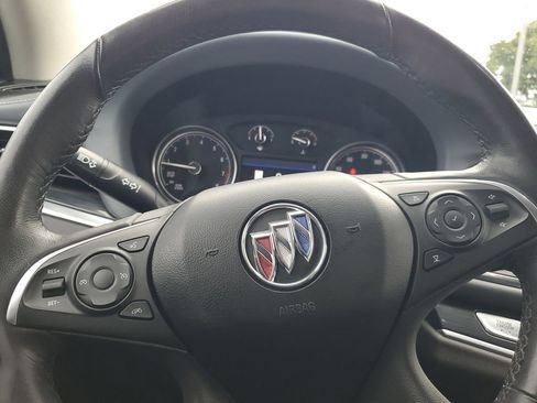 Used 2020 Buick Enclave Essence w/ Sport Touring Edition image 10