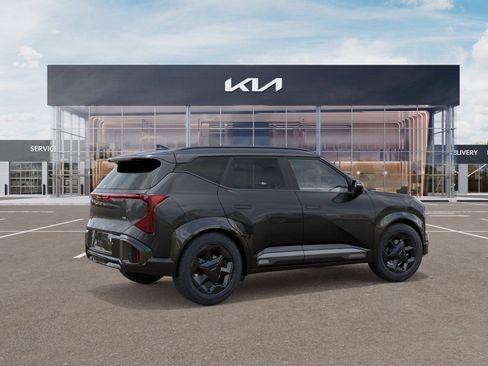 New 2027 Kia Seltos X-Line S w/ X-Line S Premium Package AWD/4WD image 6