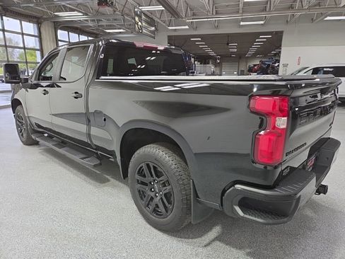 Used 2023 Chevrolet Silverado 1500 RST AWD/4WD image 5
