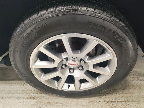 Used 2019 GMC Yukon XL Denali w/ Open Road Package image 22