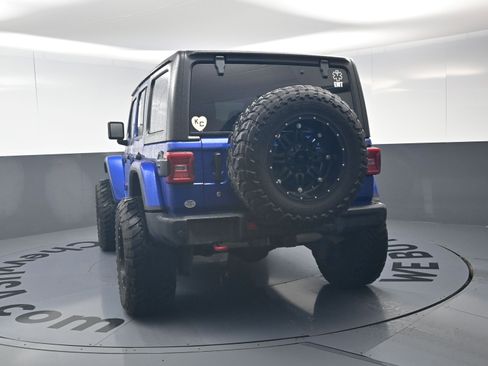 Used 2018 Jeep Wrangler Unlimited Rubicon w/ Dual Top Group AWD/4WD image 8