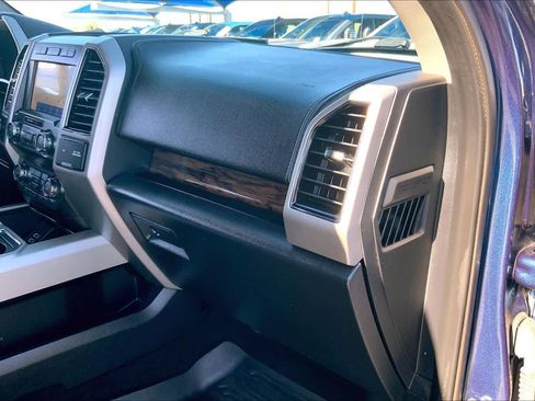 Used 2020 Ford F150 Lariat w/ FX4 Off-Road Package image 18