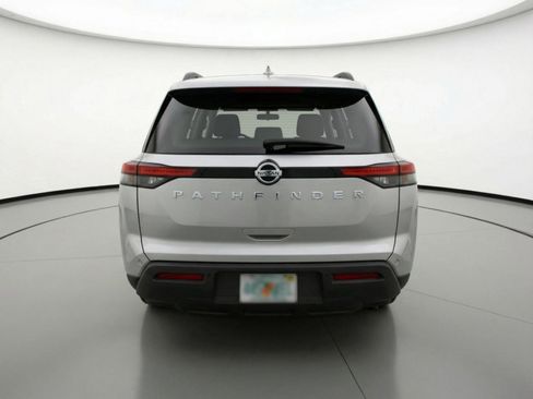 Used 2025 Nissan Pathfinder SV FWD image 7