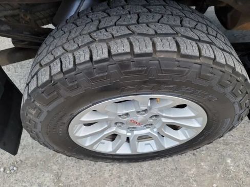 Used 2016 GMC Sierra 1500 SLE w/ SLE Value Package AWD/4WD image 31