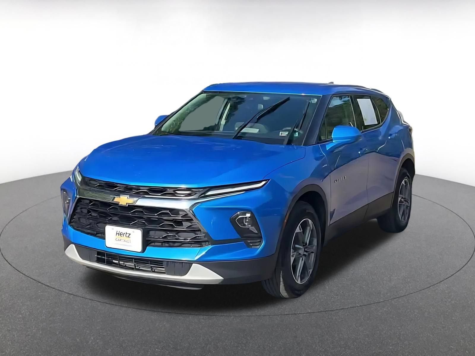 Used 2025 Chevrolet Blazer LT FWD image 6