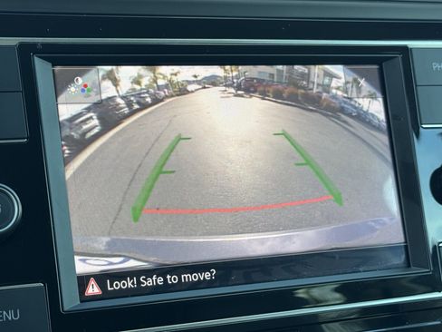 Certified 2023 Volkswagen Atlas SE image 27