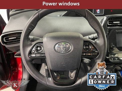 Used 2019 Toyota Prius L Eco image 15