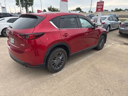 Used 2019 MAZDA CX-5 Touring FWD image 2