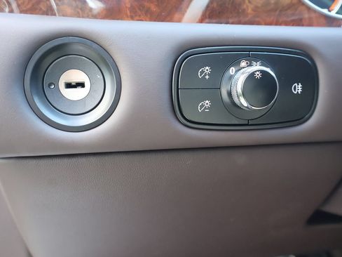 Certified 2018 Bentley Flying Spur S V8 AWD/4WD image 21
