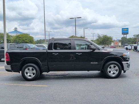 Used 2025 RAM 1500 Big Horn AWD/4WD image 2