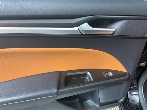 Used 2020 Ford Fusion Energi Titanium image 32