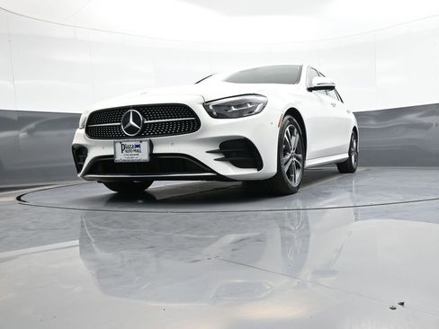 Used 2023 Mercedes-Benz E 350 4MATIC Sedan w/ Premium Package image 27