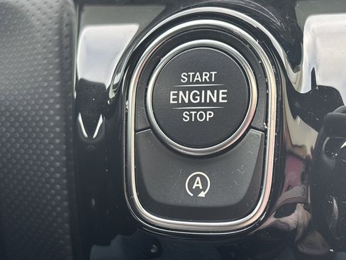 Used 2022 Mercedes-Benz A 220 4MATIC image 19