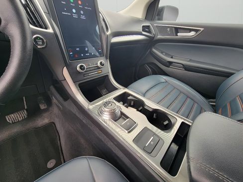 Used 2022 Ford Edge SEL w/ Sport Appearance Package image 22