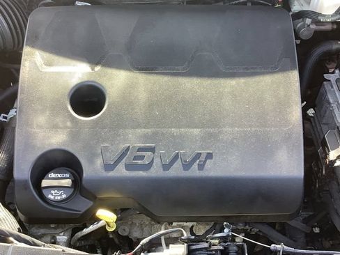 Used 2021 Chevrolet Traverse Premier AWD/4WD image 27
