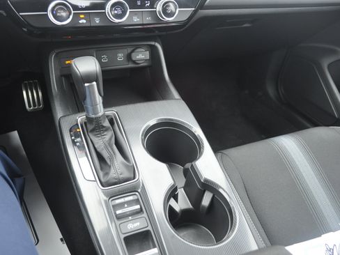 Certified 2025 Honda Civic Sport image 23