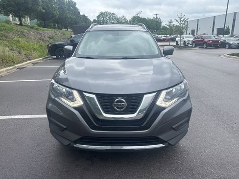 Used 2018 Nissan Rogue SV w/ Sun & Sound Touring Package FWD image 8