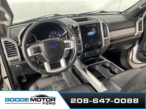 Used 2017 Ford F250 Lariat w/ Chrome Package AWD/4WD image 9