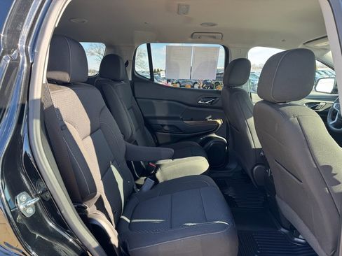 Used 2023 GMC Acadia SLE w/ Driver Convenience Package image 20