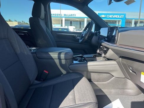 New 2026 Chevrolet Tahoe LS w/ LPO, Dark Essentials Package image 31