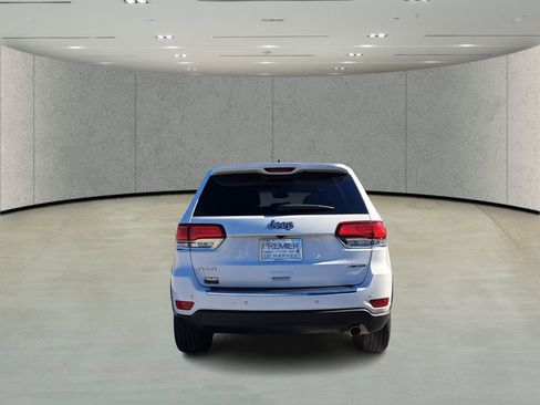 Used 2022 Jeep Grand Cherokee Limited image 8