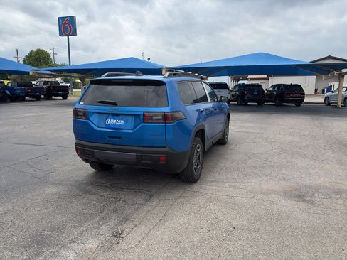 New 2026 Jeep Cherokee Limited image 5