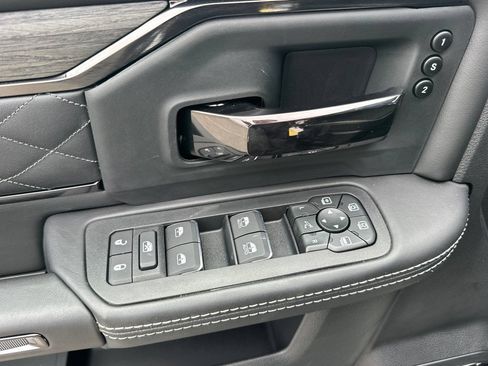New 2026 RAM 2500 Limited AWD/4WD image 10