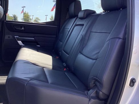 Used 2023 Toyota Tundra Platinum AWD/4WD image 15
